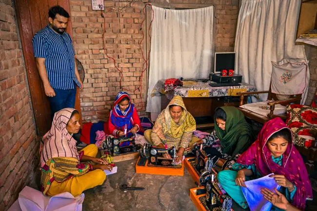 Learning and working at the sewing centre