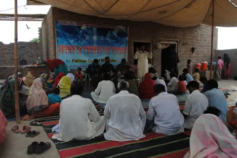 Church worship & community prayer