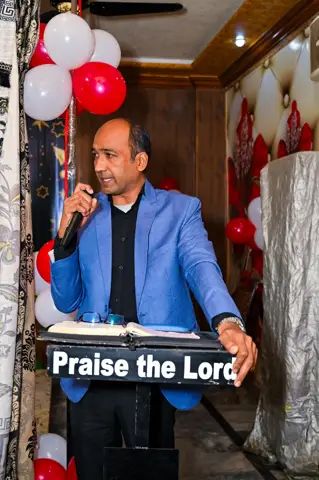 Worship, fellowship & baptism